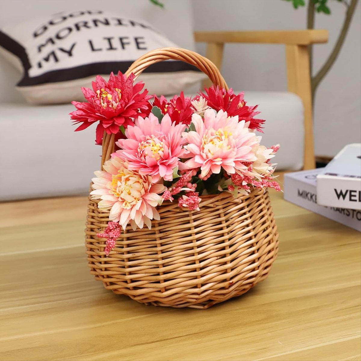 Wicker Picnic Basket with Hand - Home Decor Flowers recension och pris