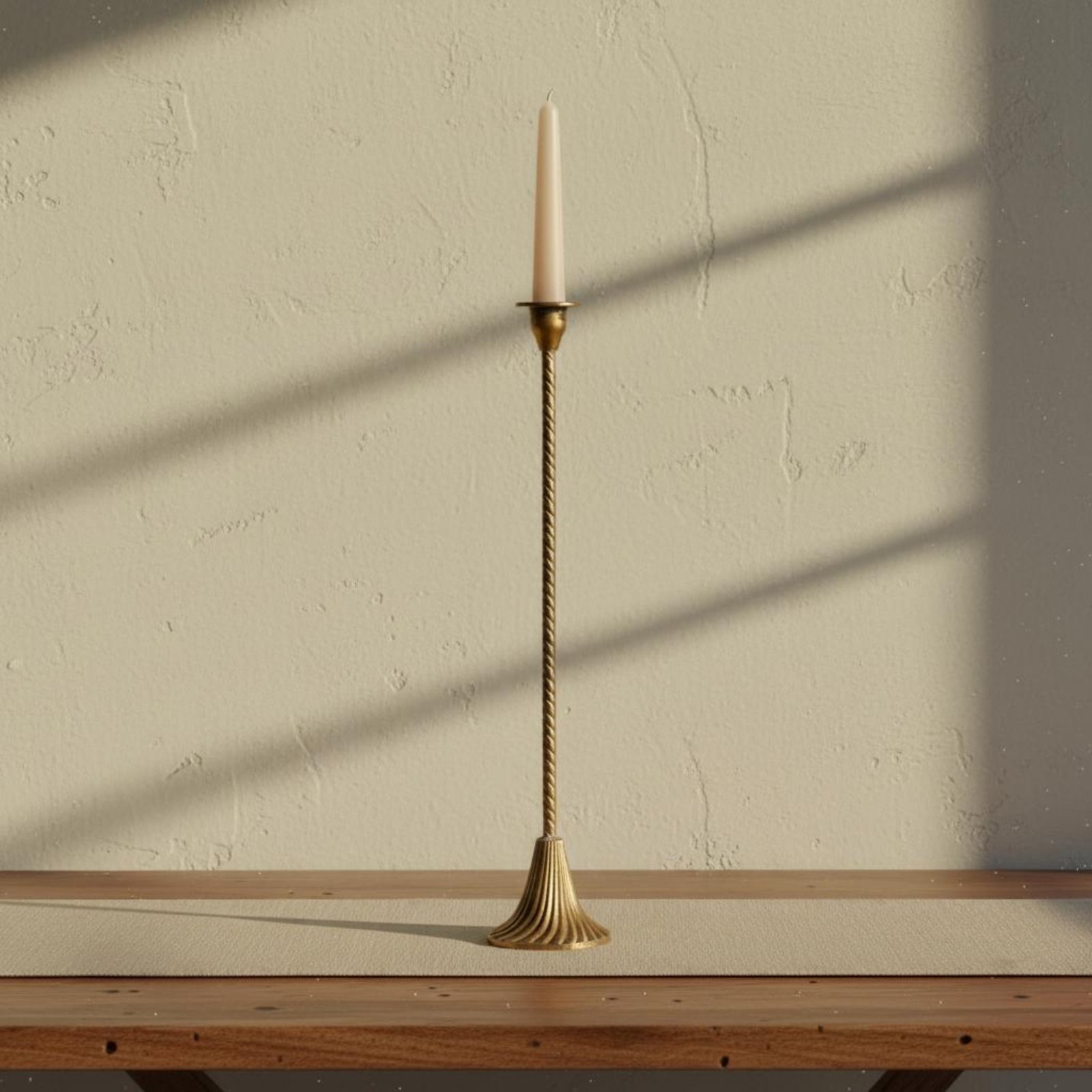 Twisted Gold Candle Holder Sta - Home Decor Gold recension och pris