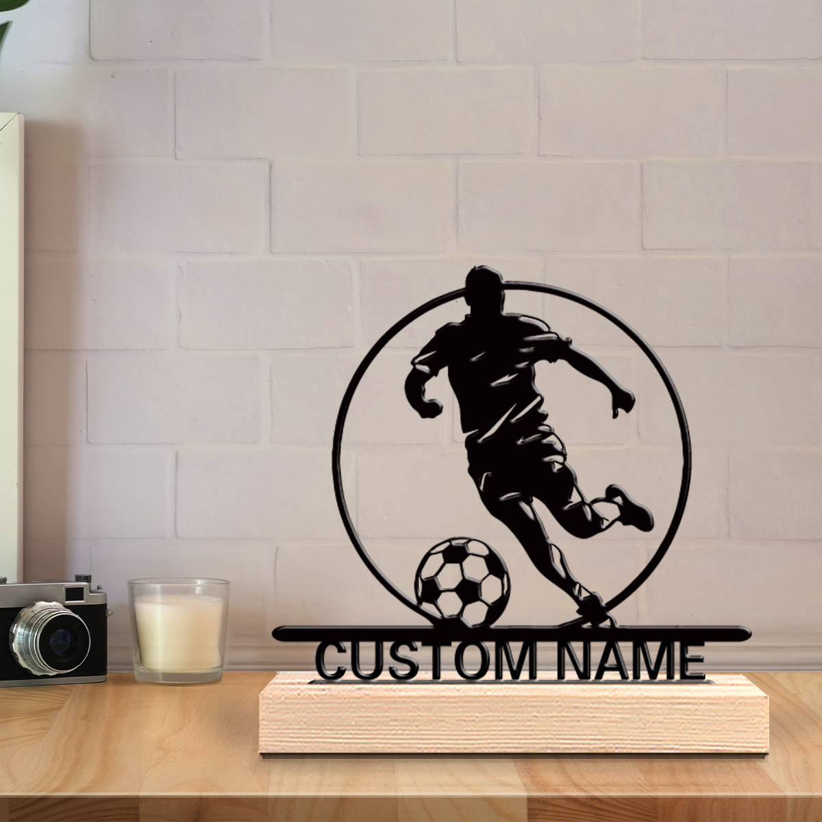 Custom Soccer Player Metal Sta - Home Decor Unique recension och pris